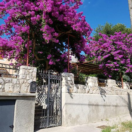 Apartments And Rooms Rosemari Mali Lošinj Exterior foto